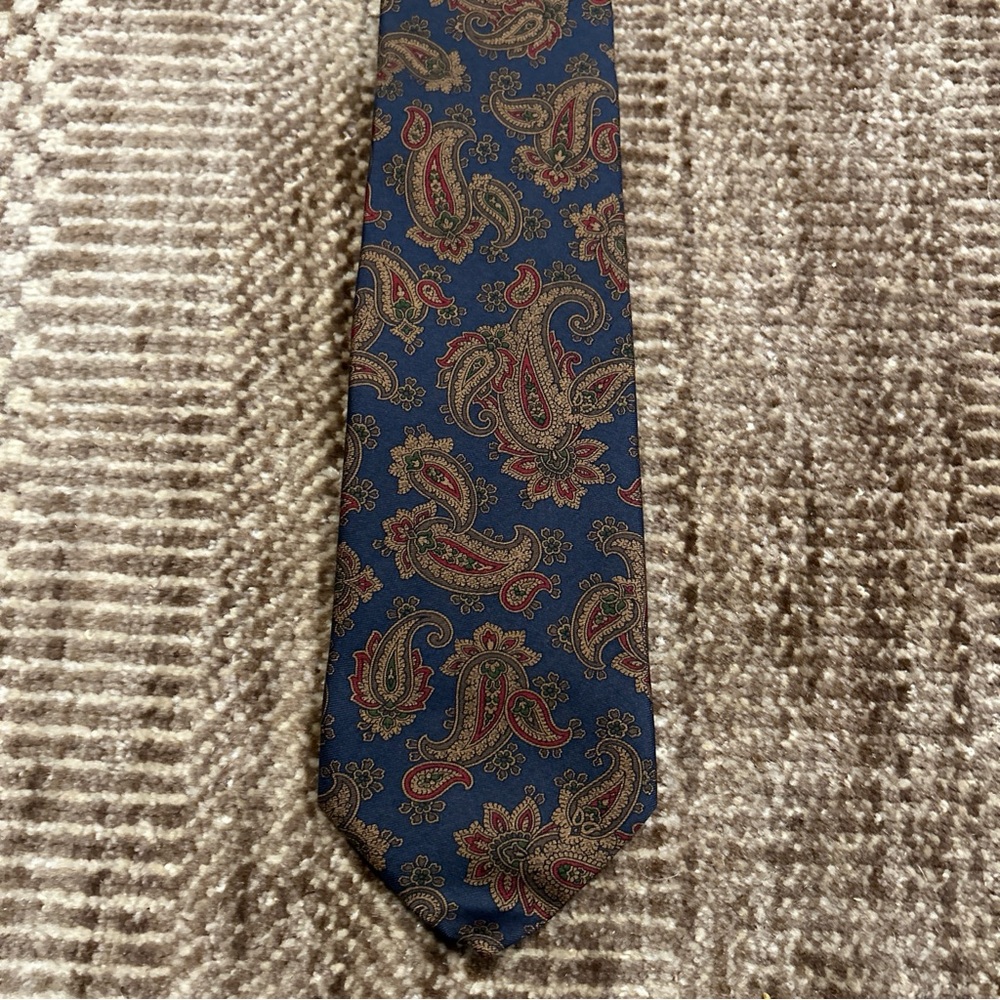Coach Men's Neck Tie Multicolor Paisley Print 100% Italian Silk 56 x 3.5 - Picture 1 of 4